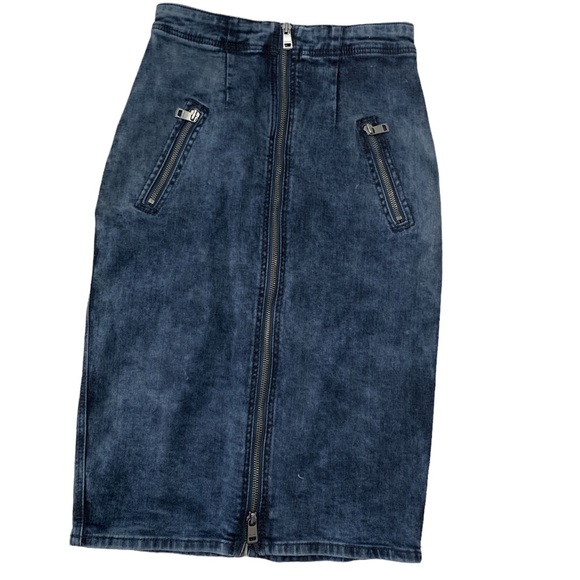 DKNY Jeans Denim Skirt sz 2 - Picture 1 of 3